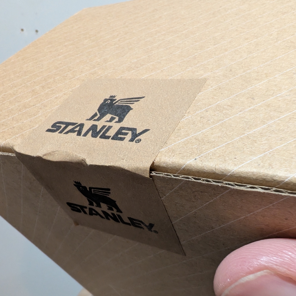 NIB Stanley 40oz Quencher H2.0 Flow State Cup - Picture 5 of 5